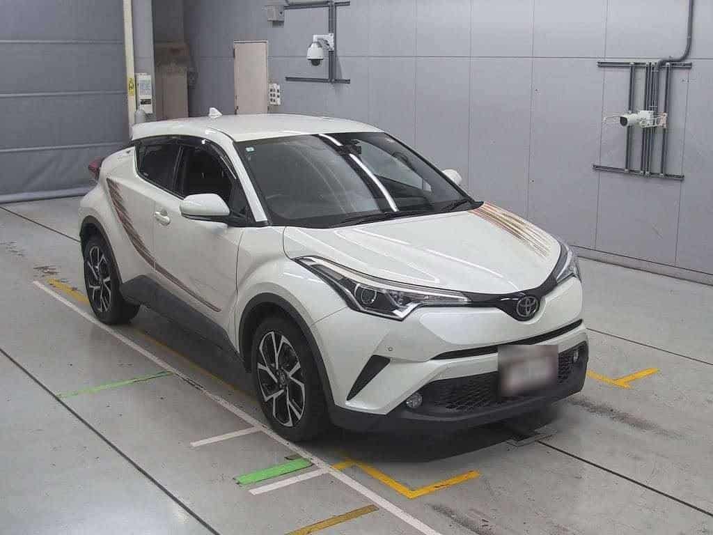 Toyota C-HR NGX50 2017