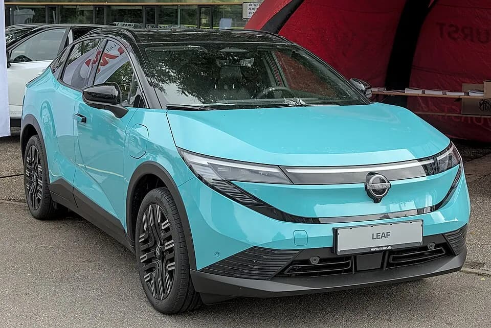 Nissan Leaf ZE2