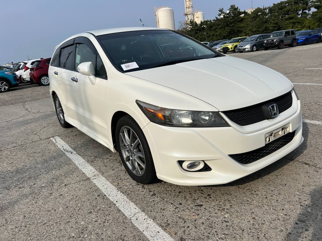 Honda Stream 2010 — фото 1