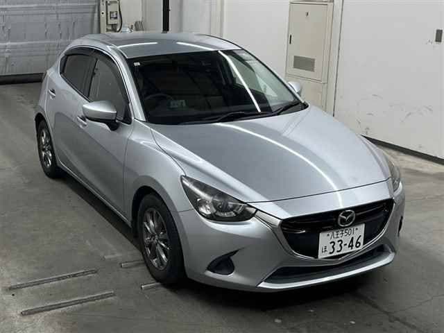 Mazda Demio DJ3FS 2017 — фото 1