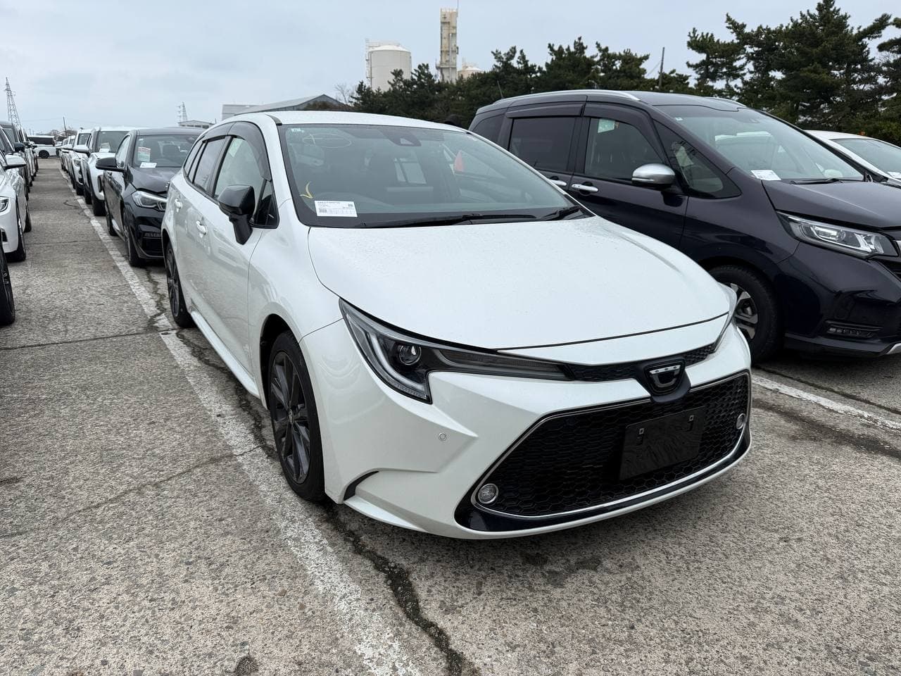 Toyota Corolla Touring ZRE212 2020 — фото 1