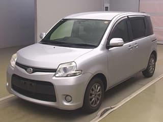 Toyota SIENTA 2013
