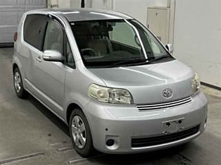 Toyota PORTE 2010
