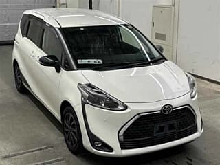 Toyota SIENTA 2021