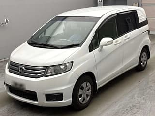 Honda FREED SPIKE 2013