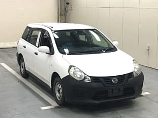 Nissan AD 2017