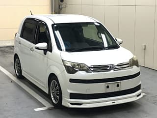 Toyota SPADE 2013