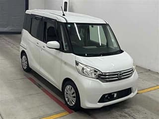 Nissan DAYZ ROOX 2015