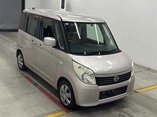 Nissan ROOX 2010