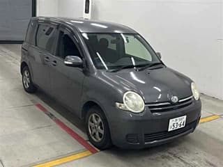 Toyota SIENTA 2012