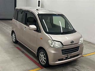 Subaru LUCRA 2012