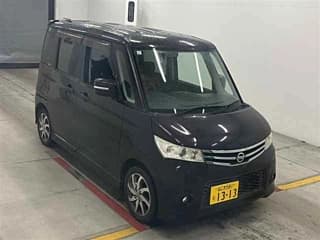 Nissan ROOX 2011