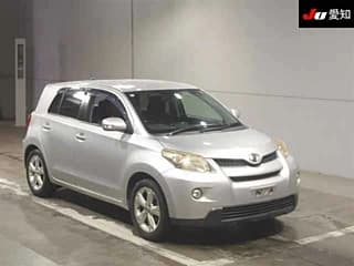 Toyota IST 2010