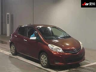 Toyota VITZ 2011