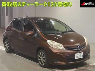 Toyota VITZ 2012