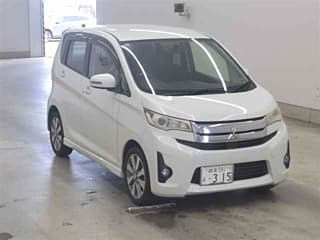 Mitsubishi EK CUSTOM 2013
