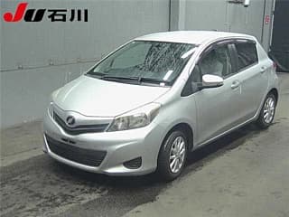 Toyota VITZ 2011