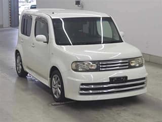 Nissan CUBE 2011
