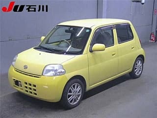 Daihatsu ESSE 2011