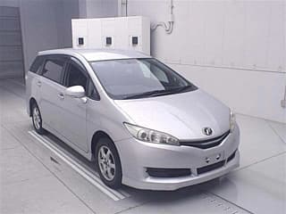 Toyota WISH 2013