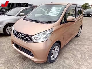 Nissan DAYZ 2015