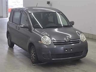 Toyota SIENTA 2010
