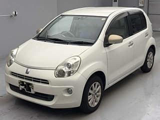 Toyota PASSO 2011