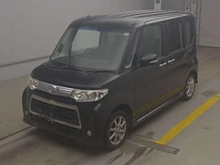 Daihatsu TANTO 2011