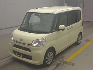 Daihatsu TANTO 2015