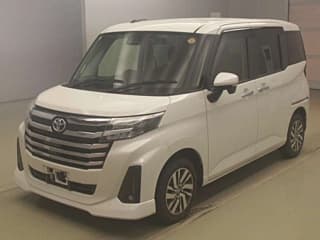 Toyota ROOMY 2021
