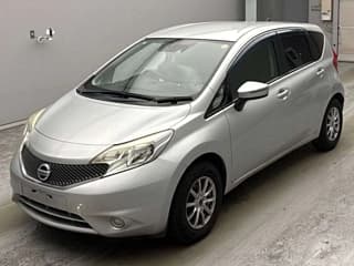 Nissan NOTE 2015