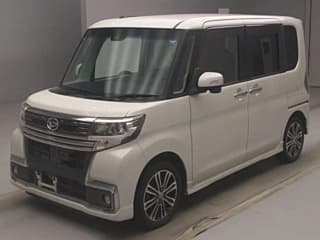 Daihatsu TANTO 2016