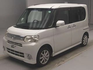 Daihatsu TANTO 2012