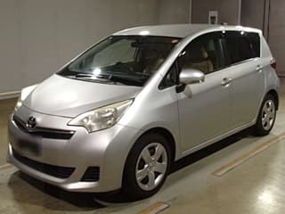 Toyota RACTIS 2013
