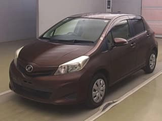 Toyota VITZ 2013
