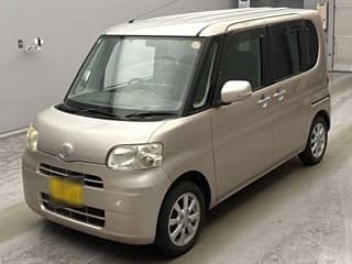 Daihatsu TANTO 2010