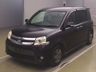 Toyota SIENTA 2011