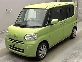 Daihatsu TANTO 2012