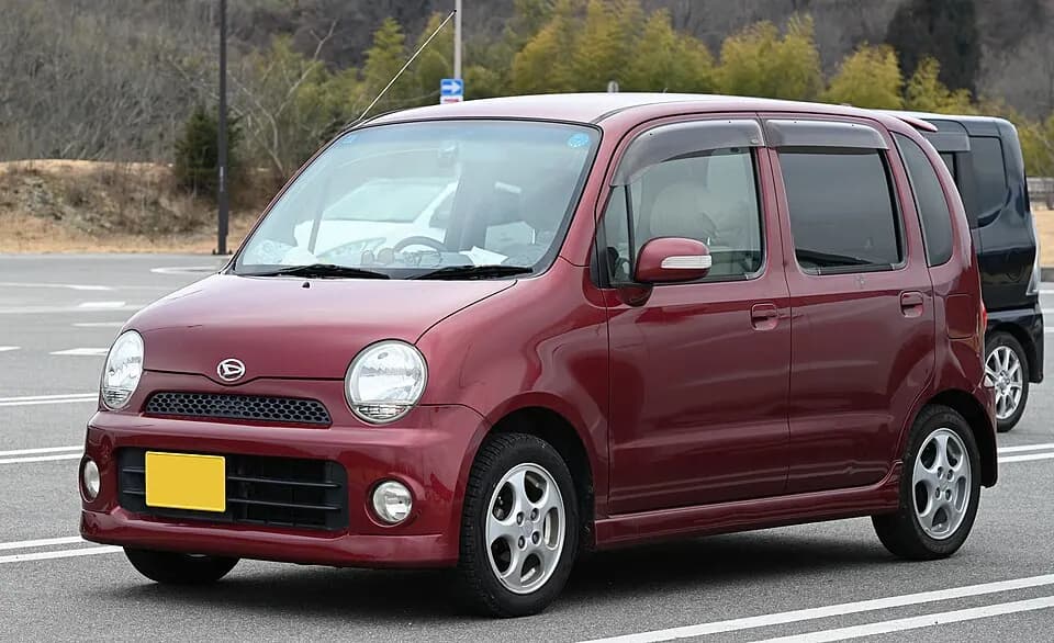 Daihatsu Move LA650