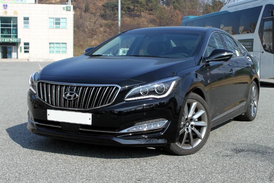 Hyundai Aslan