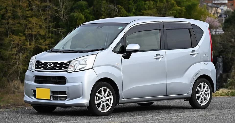 Daihatsu Move — фото 1