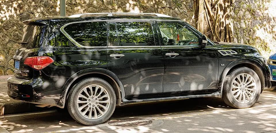 Infiniti QX80 Z62 — фото 1