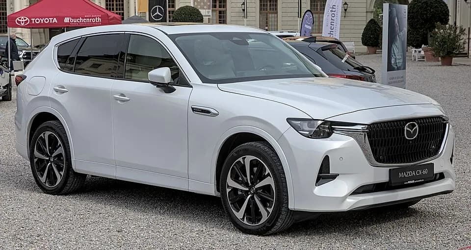 Mazda CX-60 из Японии: рядная шестёрка и RWD-платформа под ключ