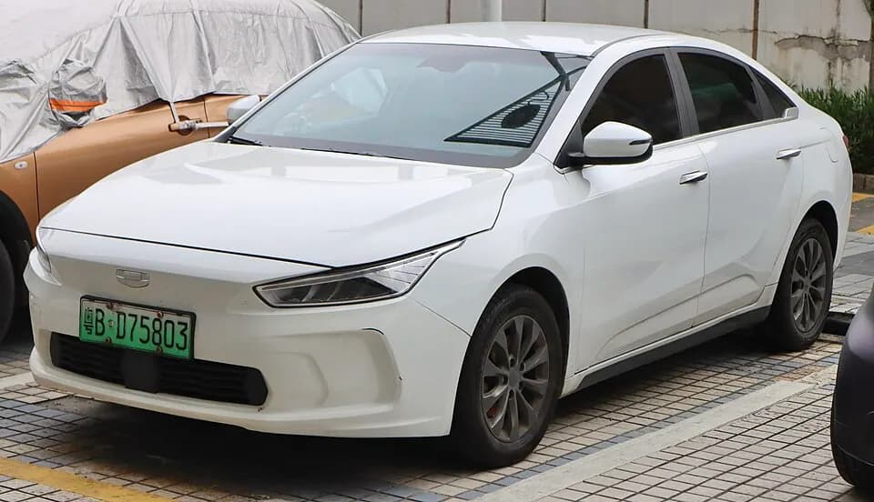 Geely Geometry C — фото 1