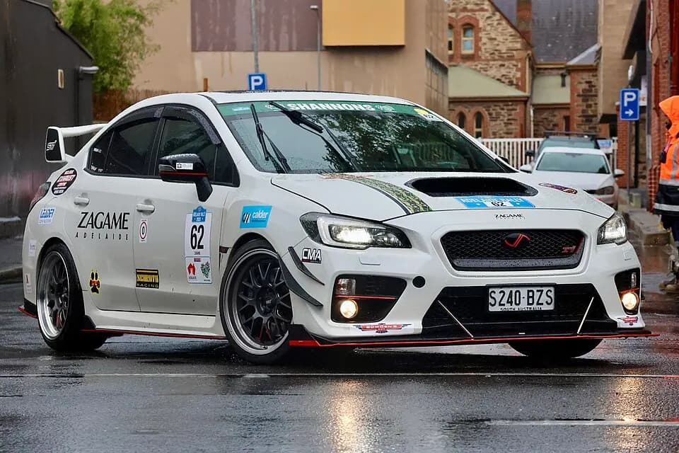 Subaru WRX VA — фото 1