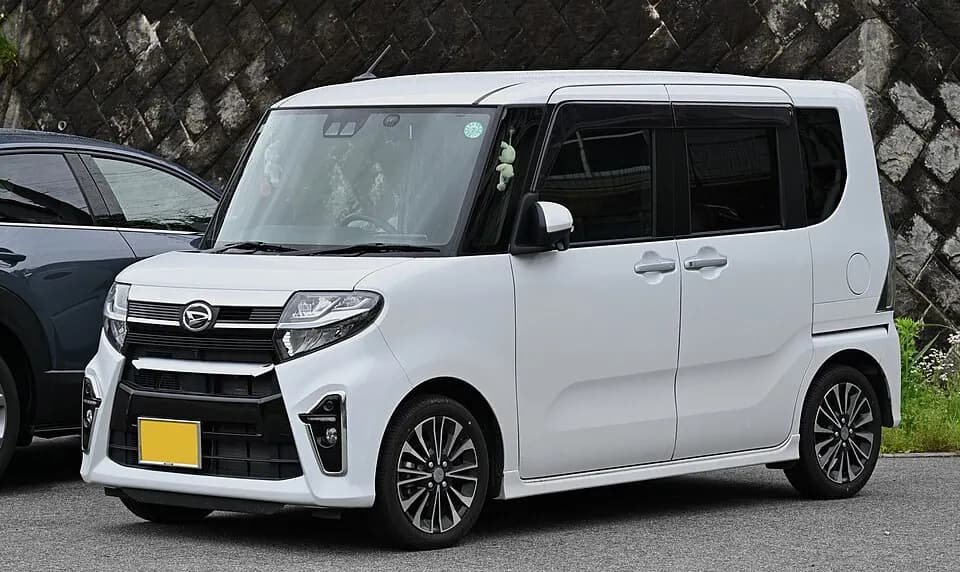 Daihatsu Tanto LA650