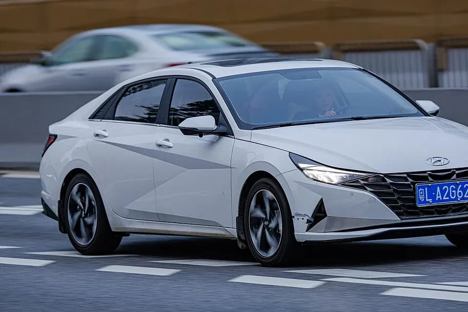 Hyundai Elantra CN7 N
