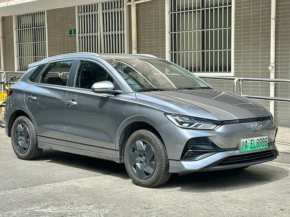 BYD e2