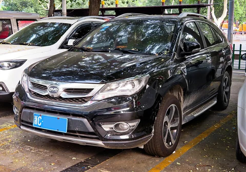 BYD S7