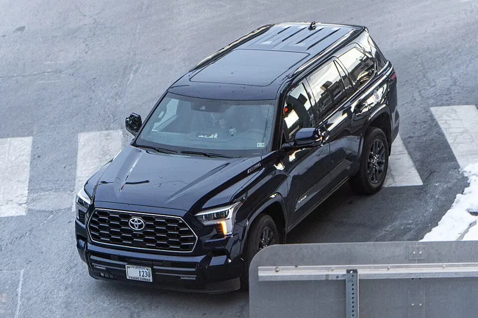 Toyota Sequoia XK80